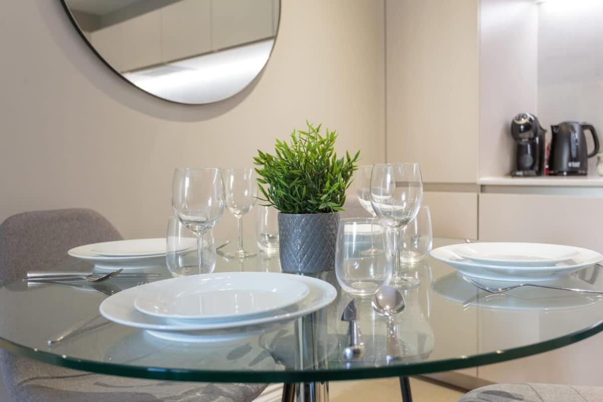 Dragon Suites - Edinburgh City Centre 2 Bed Apartment Exterior photo